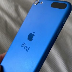 Apple iPod touch 7th generation- 128GB